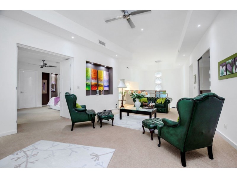 33 Westward Way, Coomera Waters QLD 4209