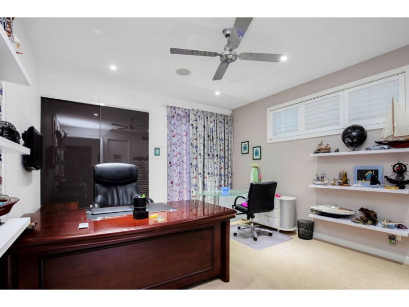 33 Westward Way, Coomera Waters QLD 4209