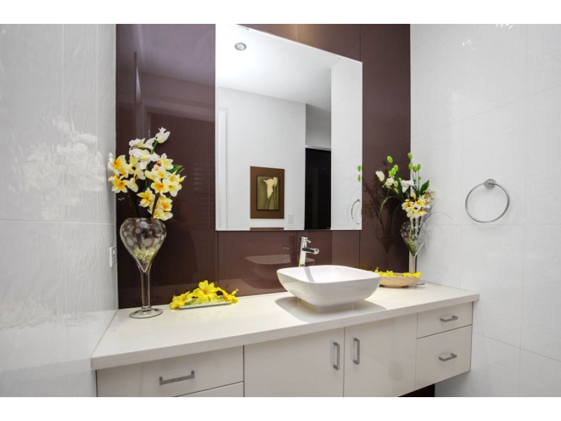 33 Westward Way, Coomera Waters QLD 4209