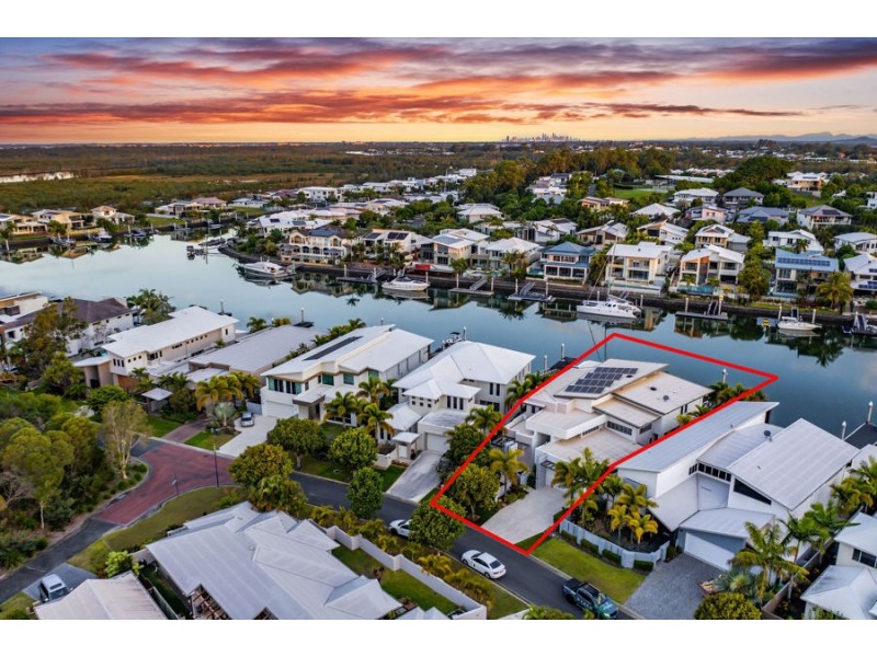 33 Westward Way, Coomera Waters QLD 4209