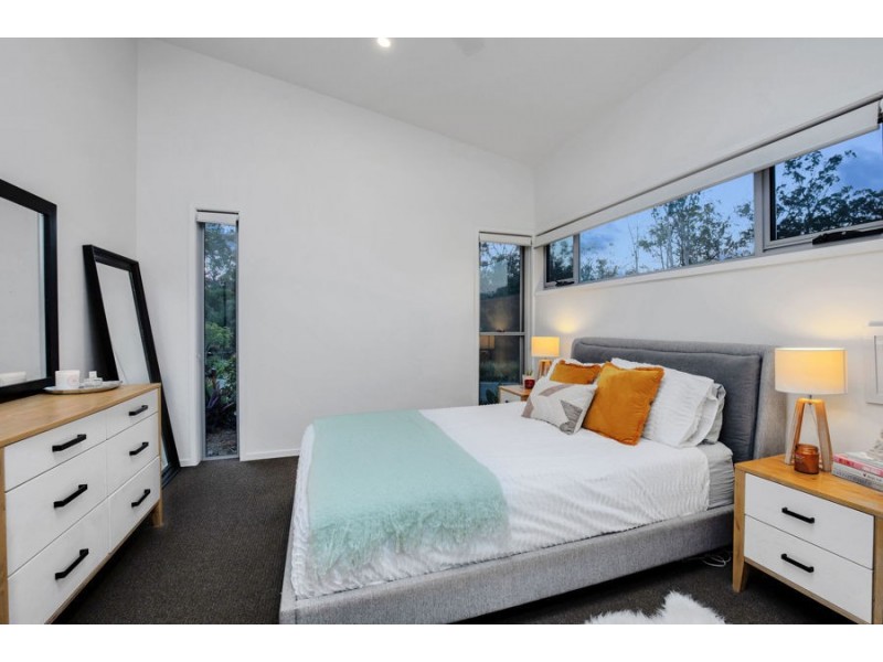 82 Edwardson Drive, Coomera QLD 4209