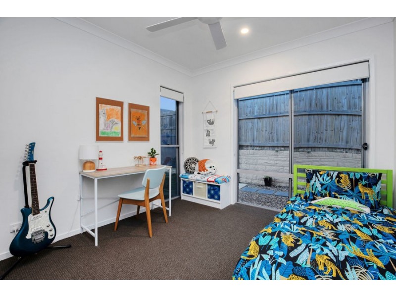 82 Edwardson Drive, Coomera QLD 4209