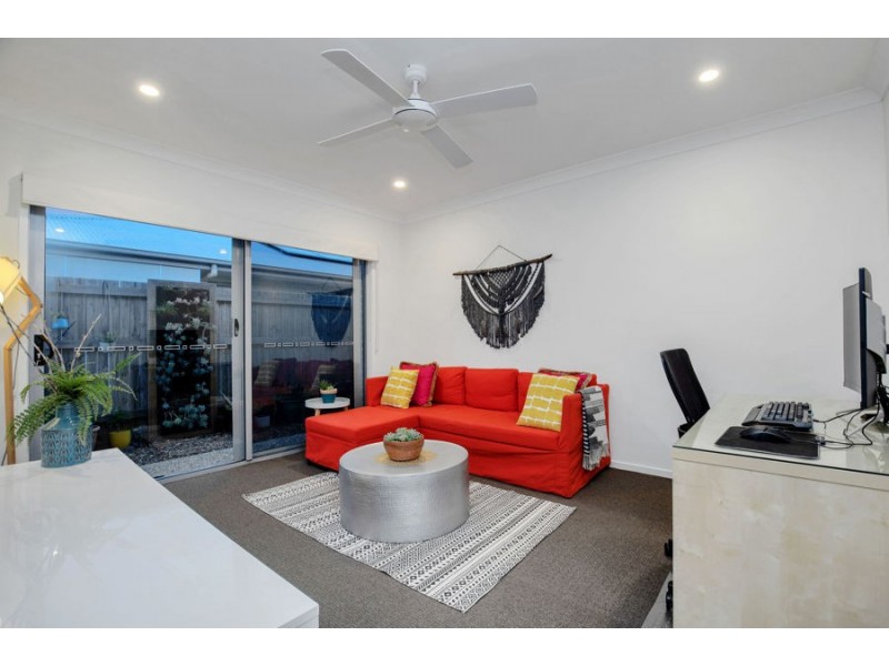 82 Edwardson Drive, Coomera QLD 4209