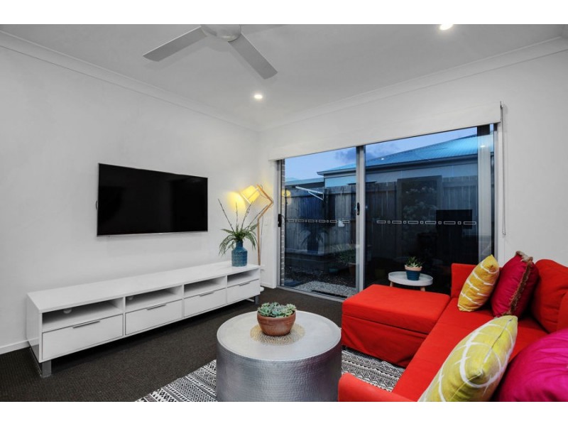 82 Edwardson Drive, Coomera QLD 4209