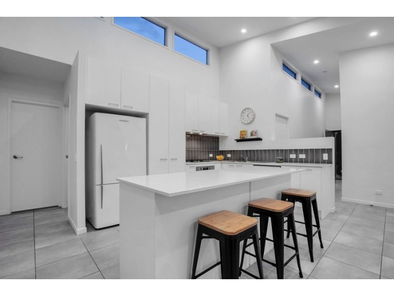 82 Edwardson Drive, Coomera QLD 4209