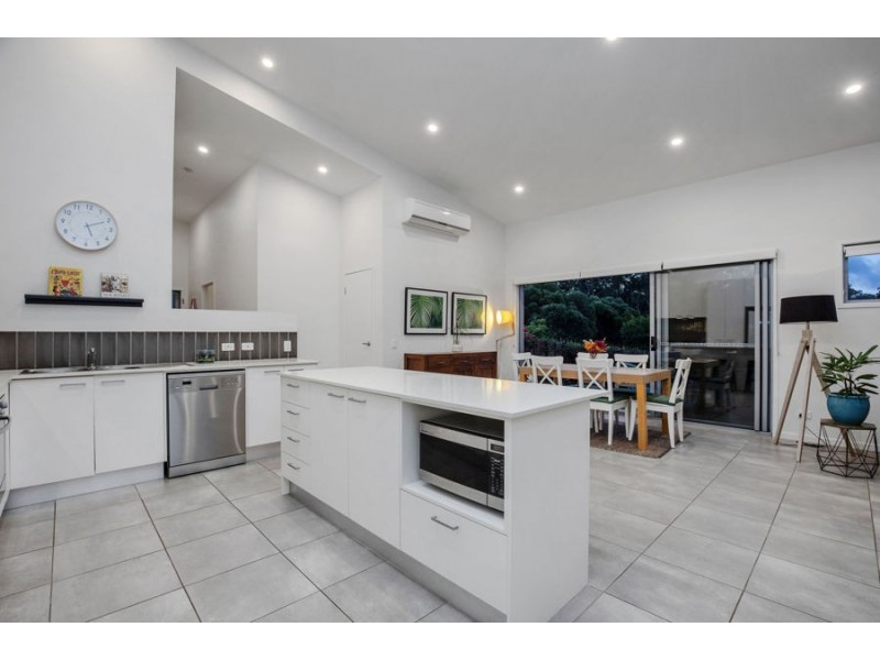 82 Edwardson Drive, Coomera QLD 4209