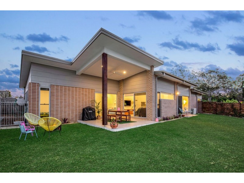82 Edwardson Drive, Coomera QLD 4209