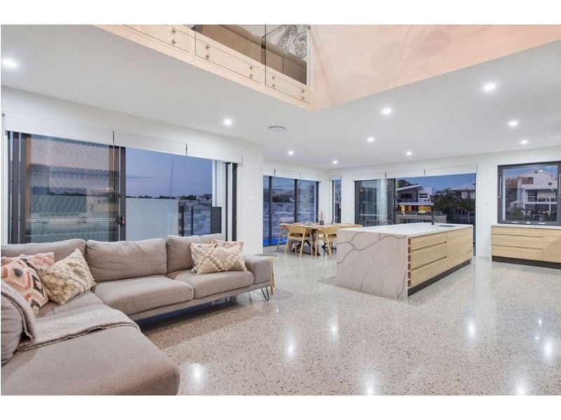 32 Sovereign Lane, Coomera Waters QLD 4209
