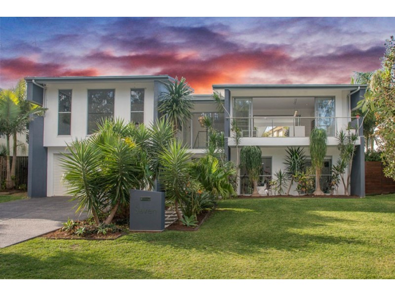 7 Brilliant Lane, Coomera Waters QLD 4209