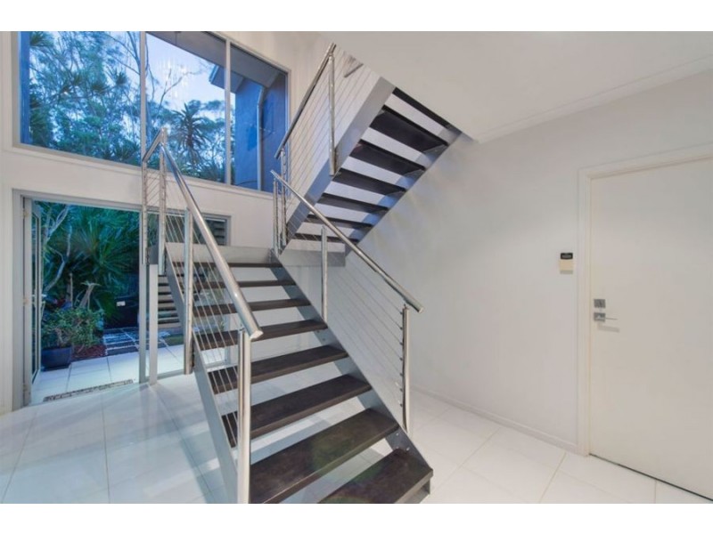7 Brilliant Lane, Coomera Waters QLD 4209