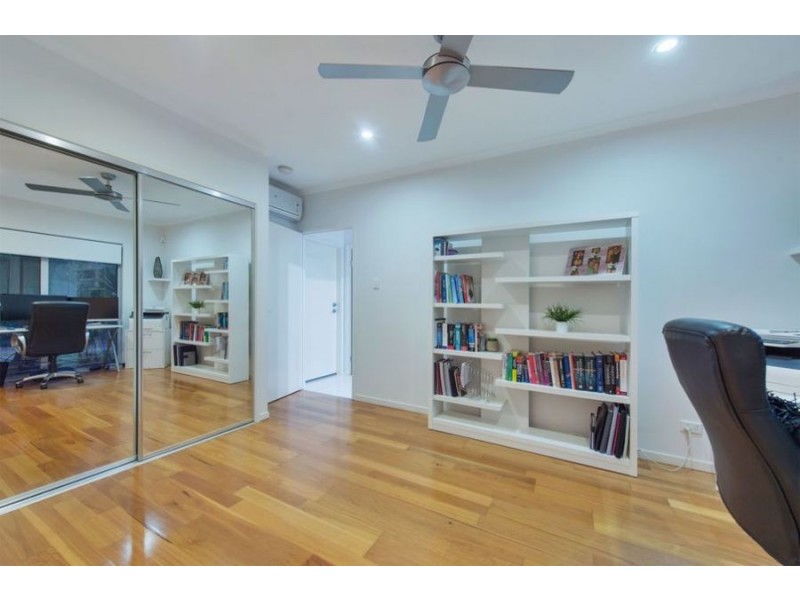 7 Brilliant Lane, Coomera Waters QLD 4209