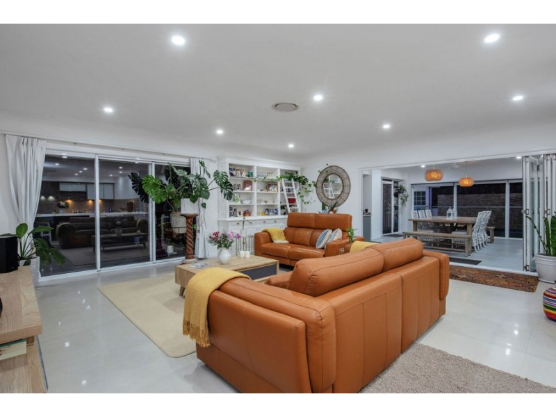 73 Impeccable Cct, Coomera Waters QLD 4209