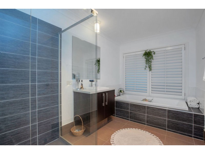 73 Impeccable Cct, Coomera Waters QLD 4209