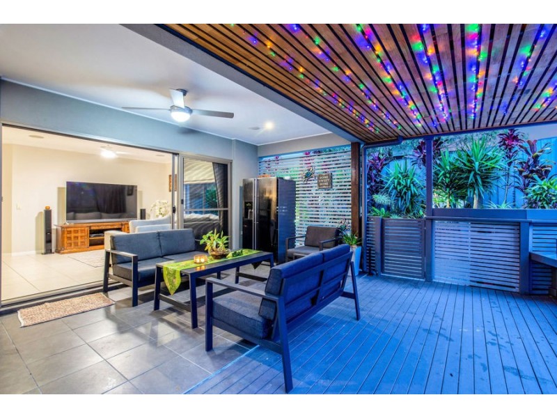 16 Boambillee Drive, Coomera Waters QLD 4209