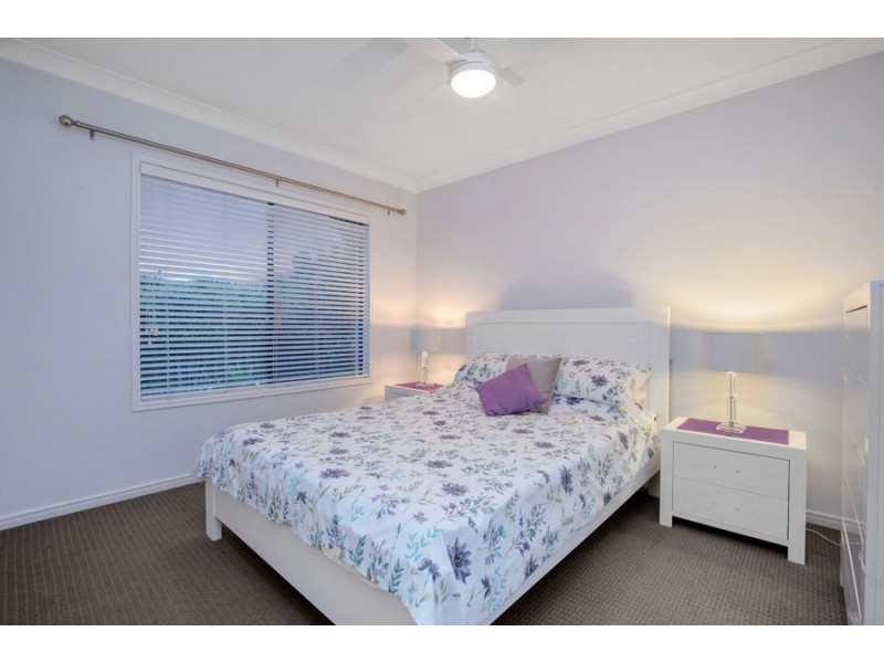 8 Pacha Close, Coomera Waters QLD 4209