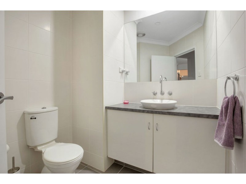 8 Pacha Close, Coomera Waters QLD 4209