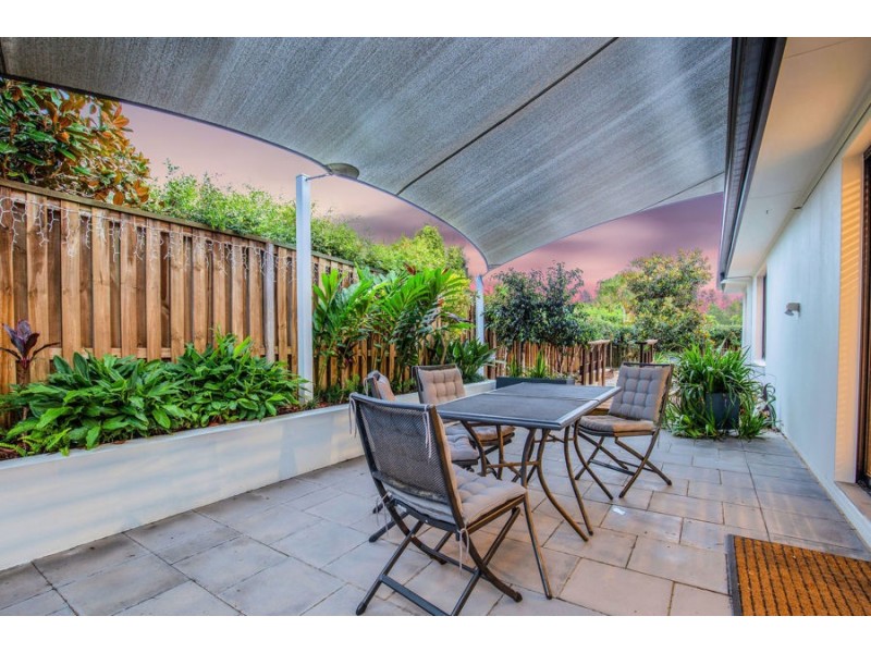 8 Pacha Close, Coomera Waters QLD 4209