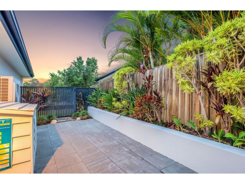 8 Pacha Close, Coomera Waters QLD 4209
