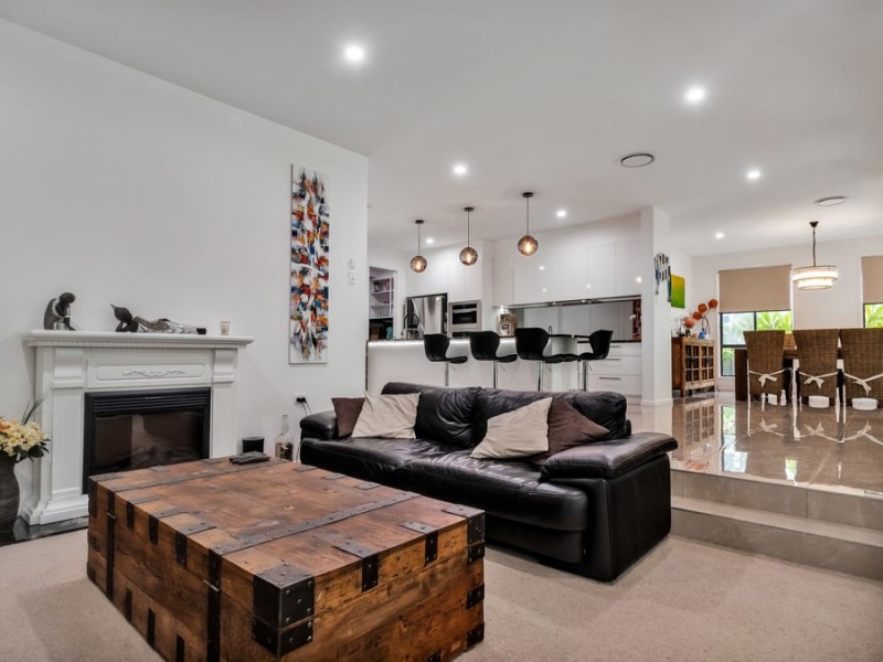 12 Bobsled Lane, Coomera Waters QLD 4209