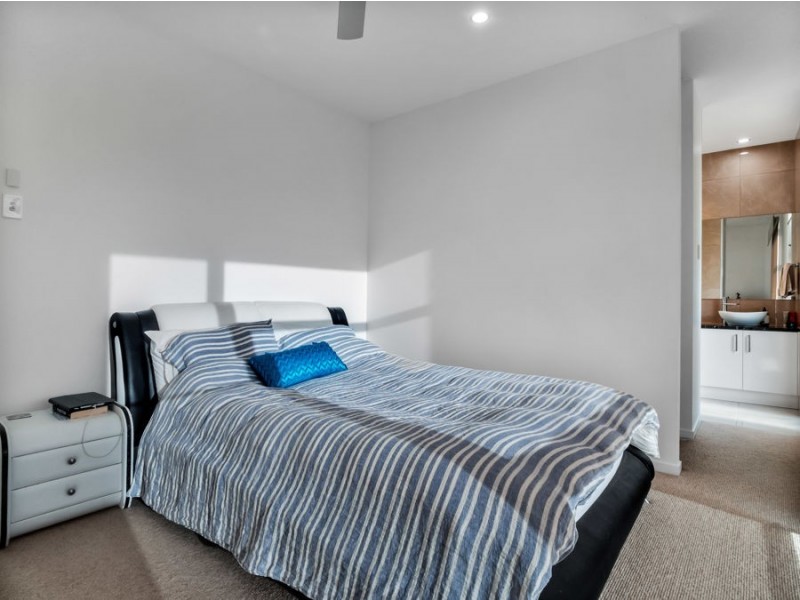 12 Bobsled Lane, Coomera Waters QLD 4209