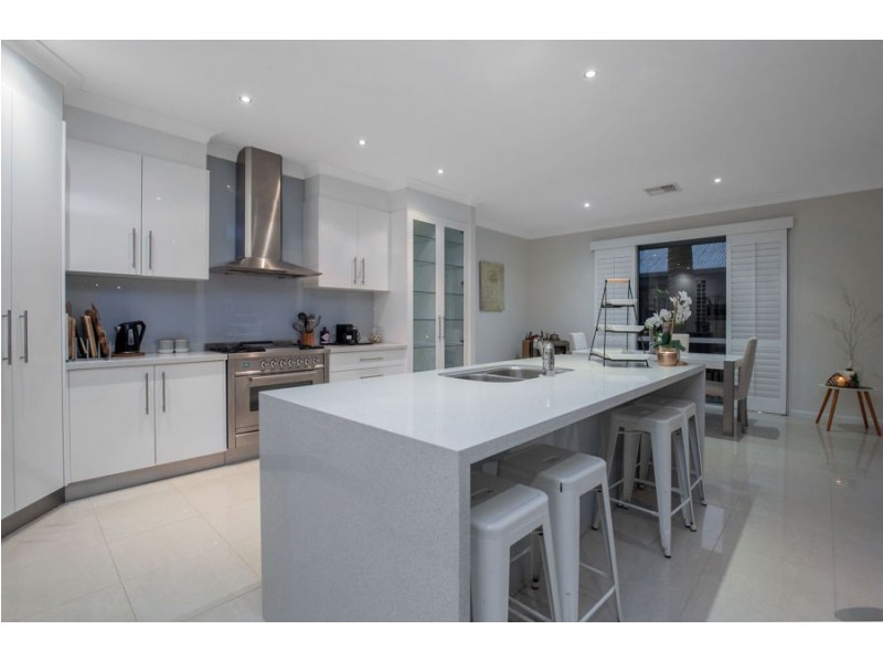 7 Veninde Lane, Coomera Waters QLD 4209