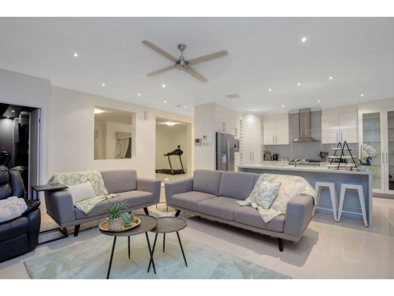 7 Veninde Lane, Coomera Waters QLD 4209