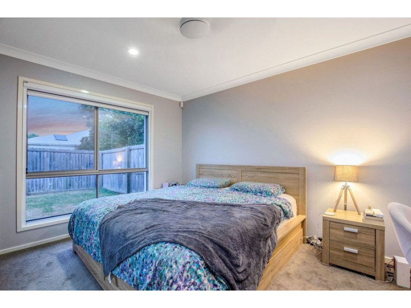 2/2 Mackenzie Street, Coomera QLD 4209