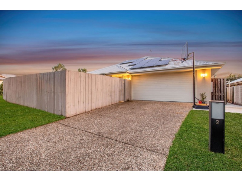 2/2 Mackenzie Street, Coomera QLD 4209