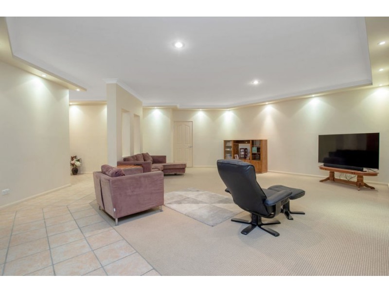 14 Drumbeat Place, Coomera Waters QLD 4209