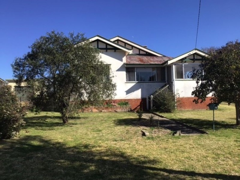 22 Denham Street, Stanthorpe QLD 4380