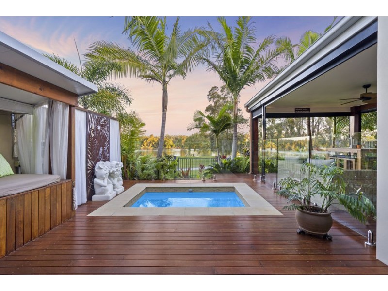 33 Brindabella Close, Coomera Waters QLD 4209