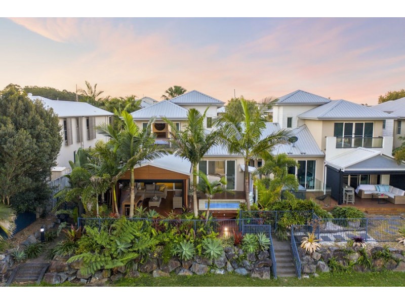 33 Brindabella Close, Coomera Waters QLD 4209