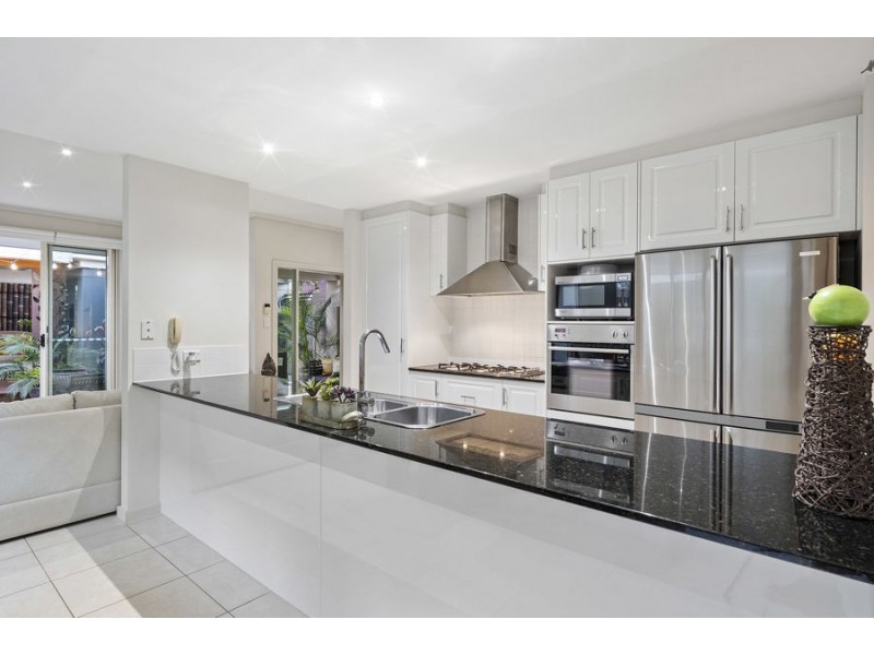 33 Brindabella Close, Coomera Waters QLD 4209