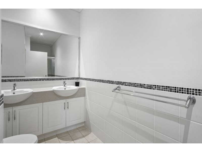 33 Brindabella Close, Coomera Waters QLD 4209