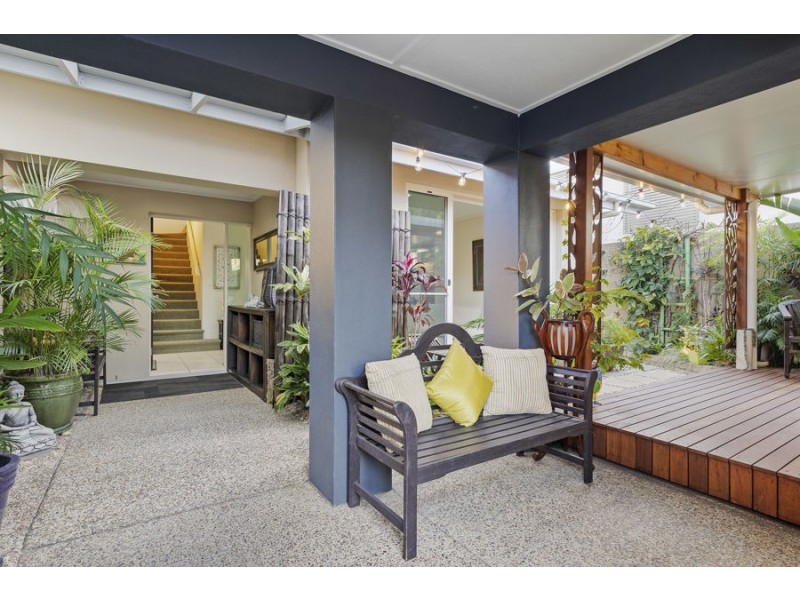 33 Brindabella Close, Coomera Waters QLD 4209