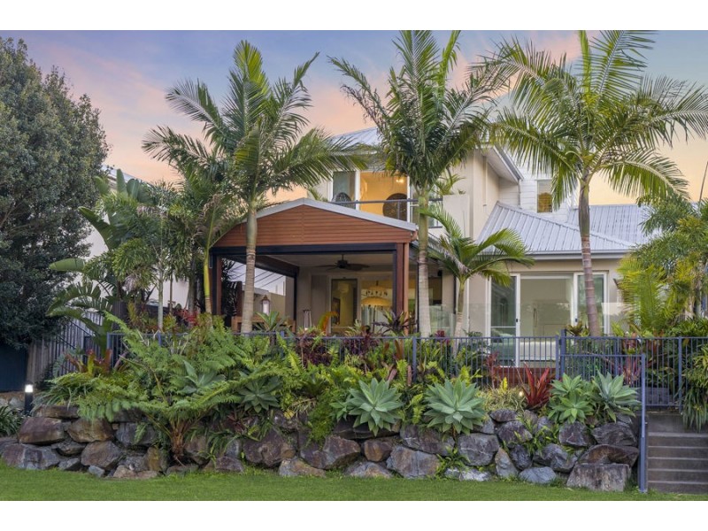 33 Brindabella Close, Coomera Waters QLD 4209