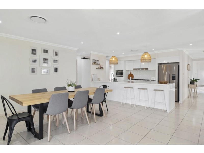 10 SAILAWAY COURT, Coomera Waters QLD 4209