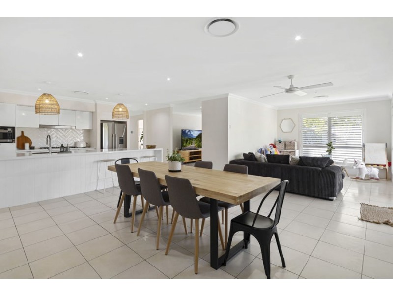 10 SAILAWAY COURT, Coomera Waters QLD 4209