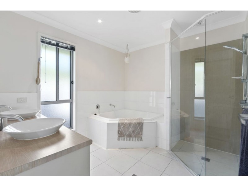 10 SAILAWAY COURT, Coomera Waters QLD 4209