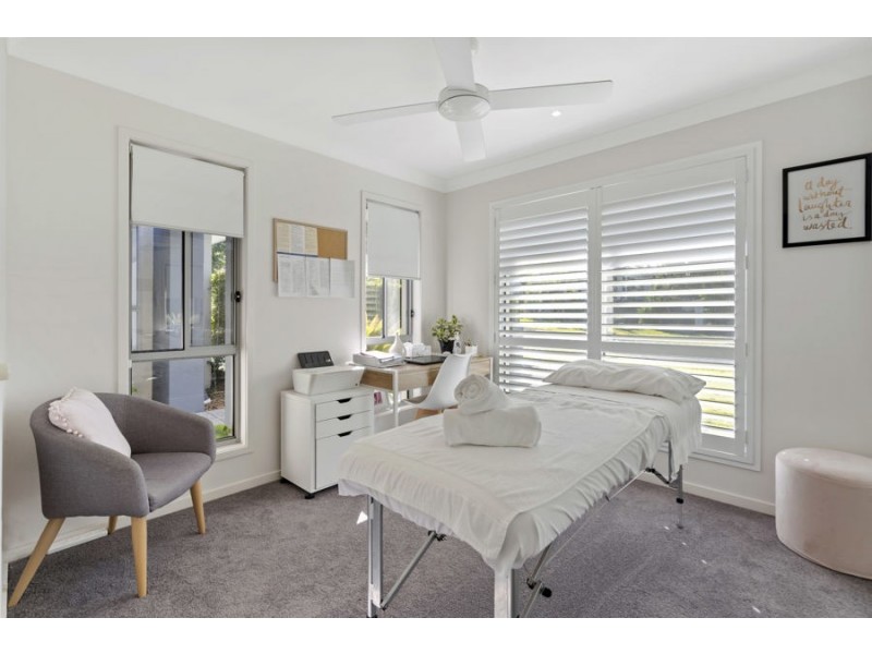 10 SAILAWAY COURT, Coomera Waters QLD 4209