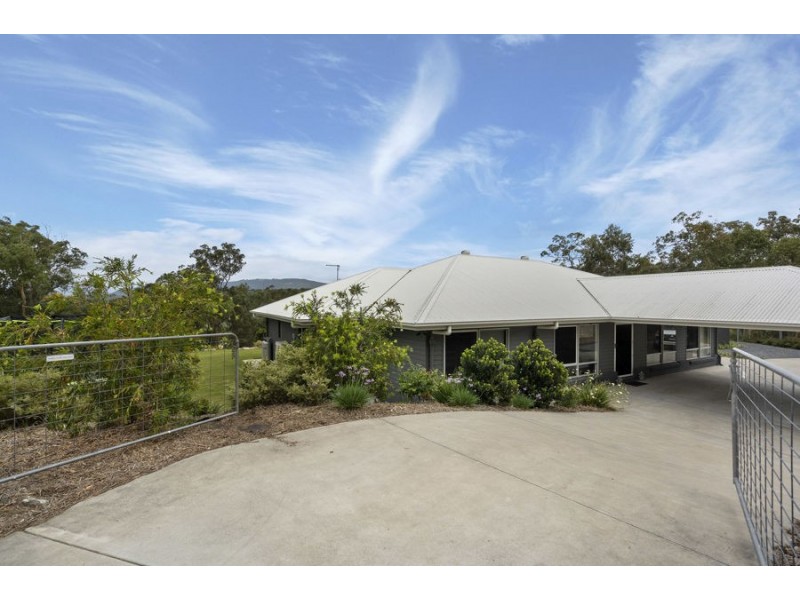 19 Memorial Drive, Upper Coomera QLD 4209