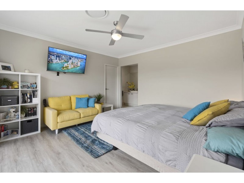 19 Memorial Drive, Upper Coomera QLD 4209