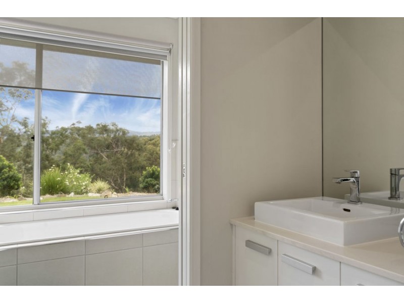 19 Memorial Drive, Upper Coomera QLD 4209