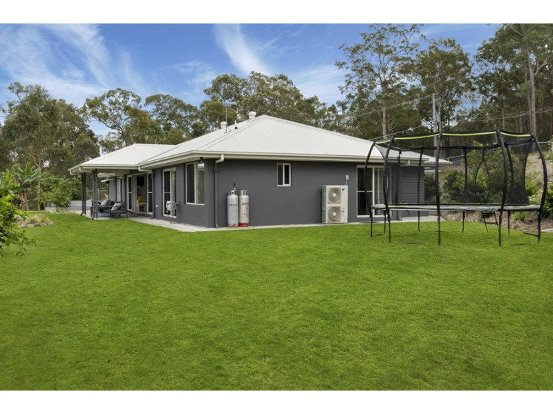 19 Memorial Drive, Upper Coomera QLD 4209