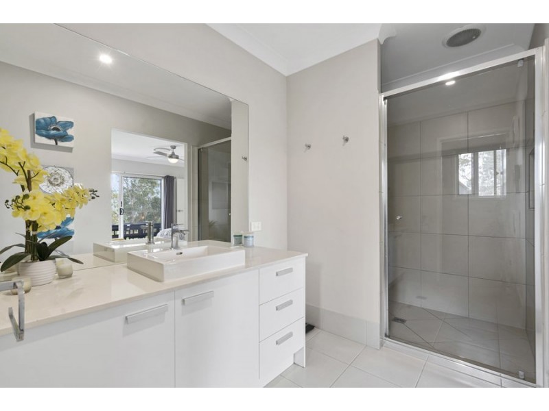 19 Memorial Drive, Upper Coomera QLD 4209
