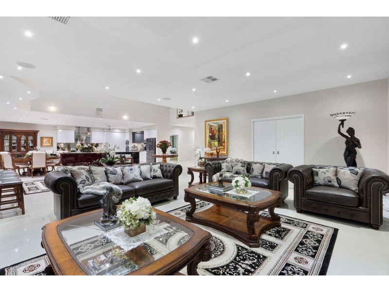 31 Westward Way, Coomera Waters QLD 4209