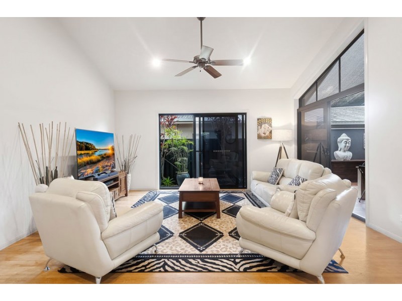 2 Ripple Court, Coomera Waters QLD 4209