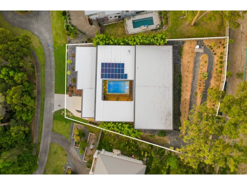 33 Pendragon Drive, Coomera Waters QLD 4209