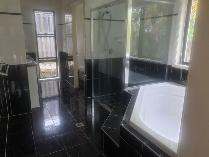 22 Zeus Cct, Coomera Waters QLD 4209