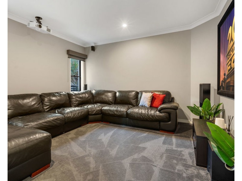 16 Boambillie Drive, Coomera Waters QLD 4209